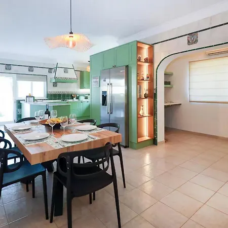 Magnificent In Vilamoura Villa *